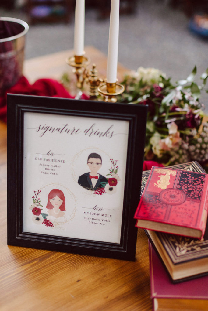 Signature cocktail sign with illustration of bride & groom